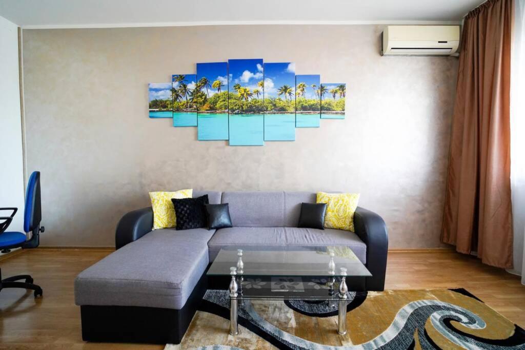 Sky Modern 1 Bedroom Apt W Free Parking Bucareste Exterior foto